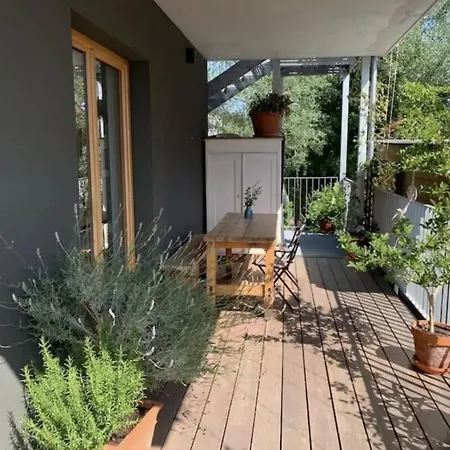 Apartmán Helle Loftwohnung Mit Grosser Terrasse Kostnice
